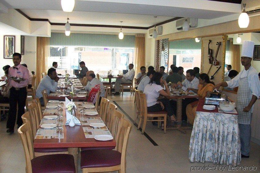 Hotel Ramanashree Brunton Bangalore Restaurante foto